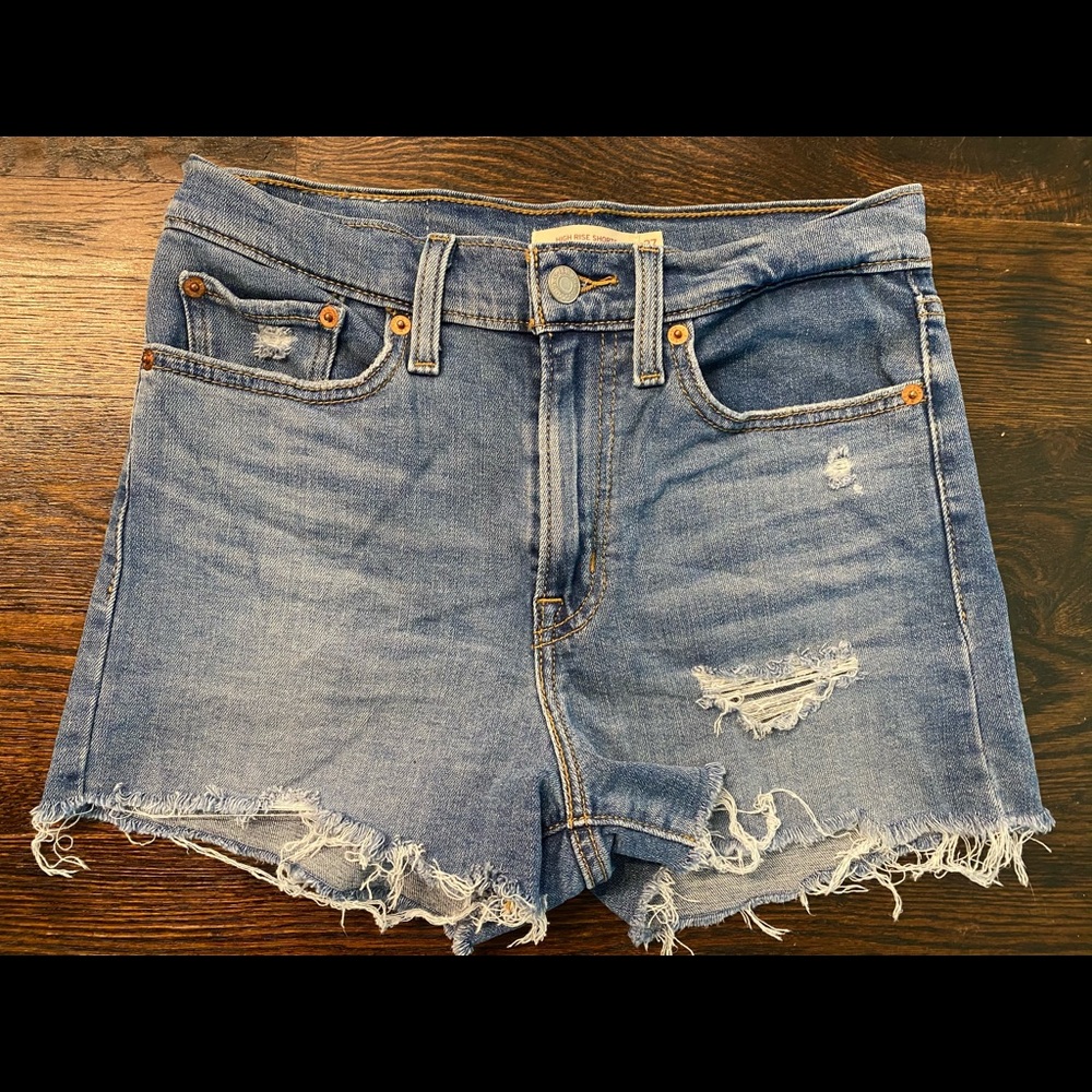 Levi’s Women Shorts